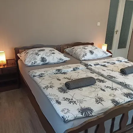 Anna Apartamento Balatonfenyves